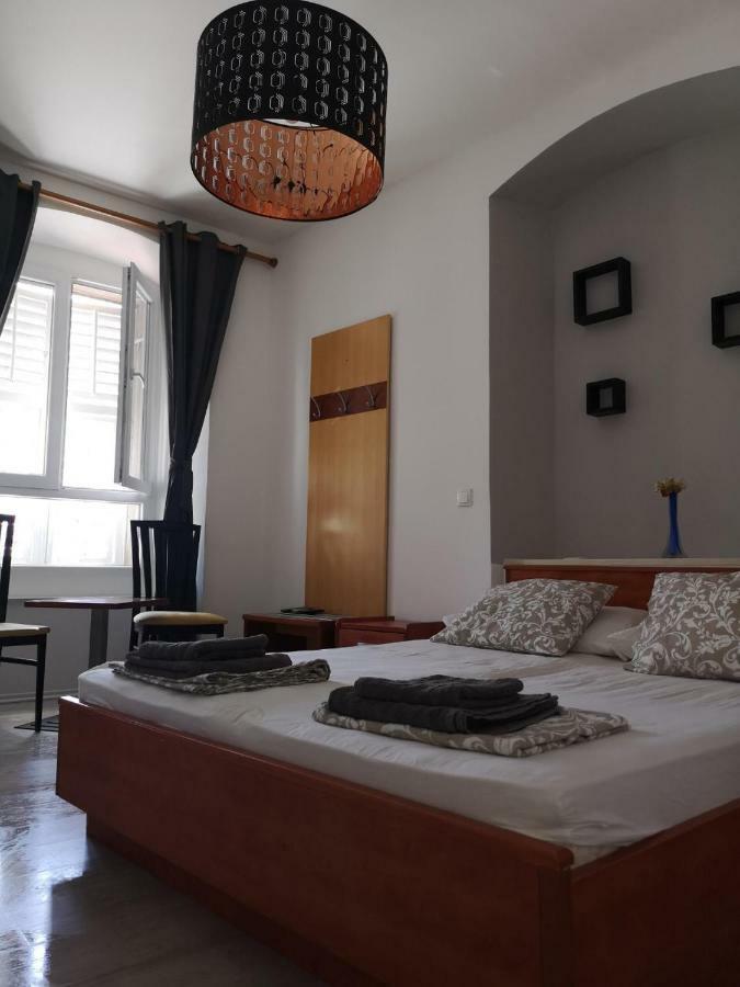 Main Bus Station Rooms Dubrovnik Luaran gambar
